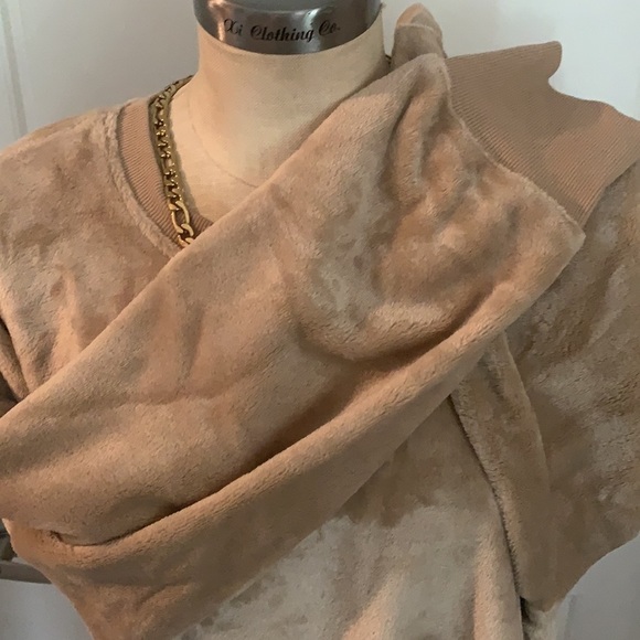 NWT Suede Sweatshirt, Size L - Picture 7 of 7